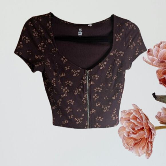 Me to We XS short sleeve zip frt brown and pink polyester blend stretch crop top - Picture 1 of 1